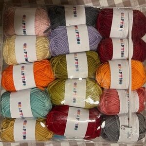 Yarn 30 skeins